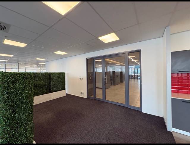 625M² OFFICE TO LET IN CAPE TOWN CITY CENTRE